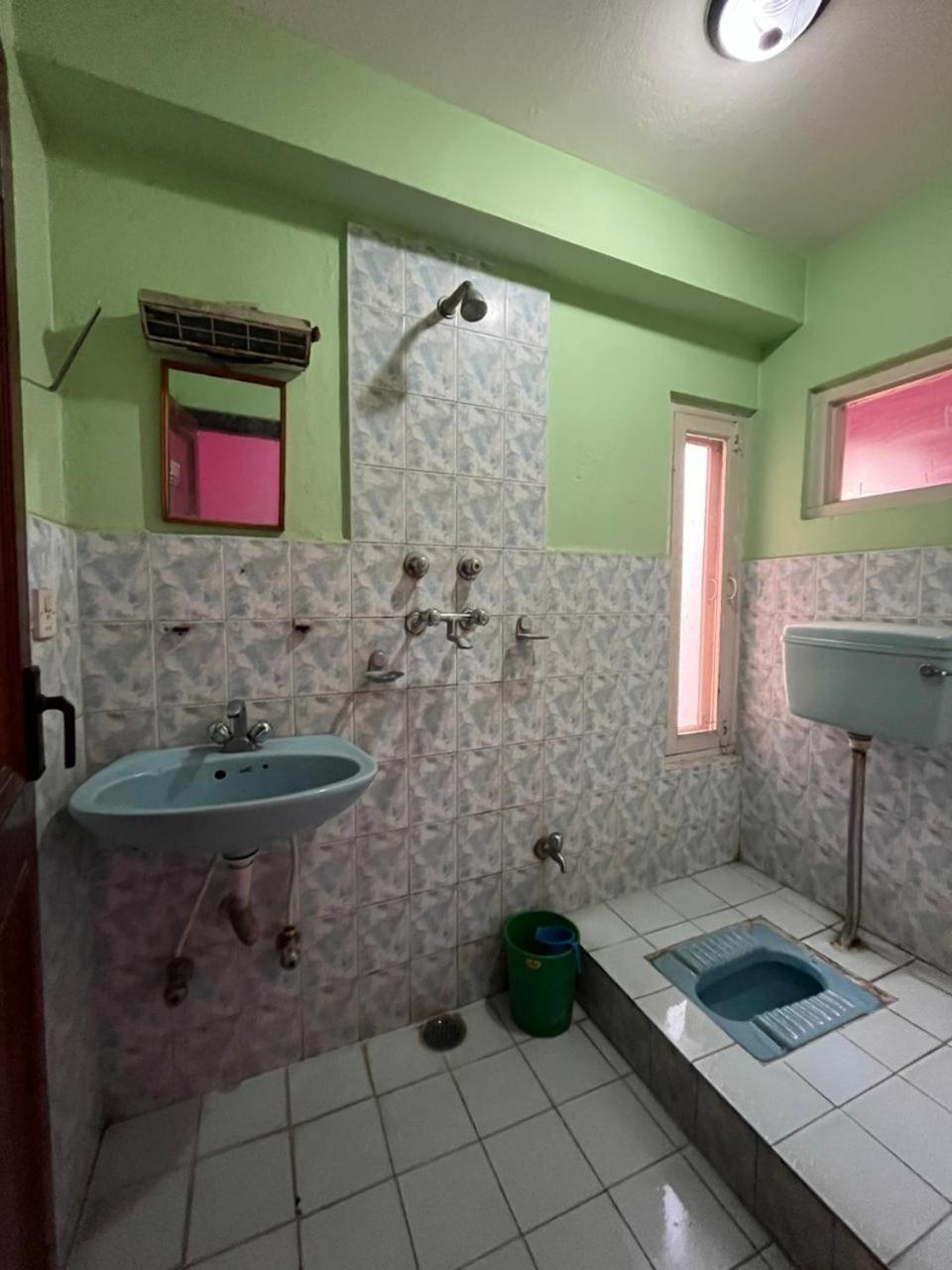 Hotel Sweet Dreams Thamel Катманду Экстерьер фото