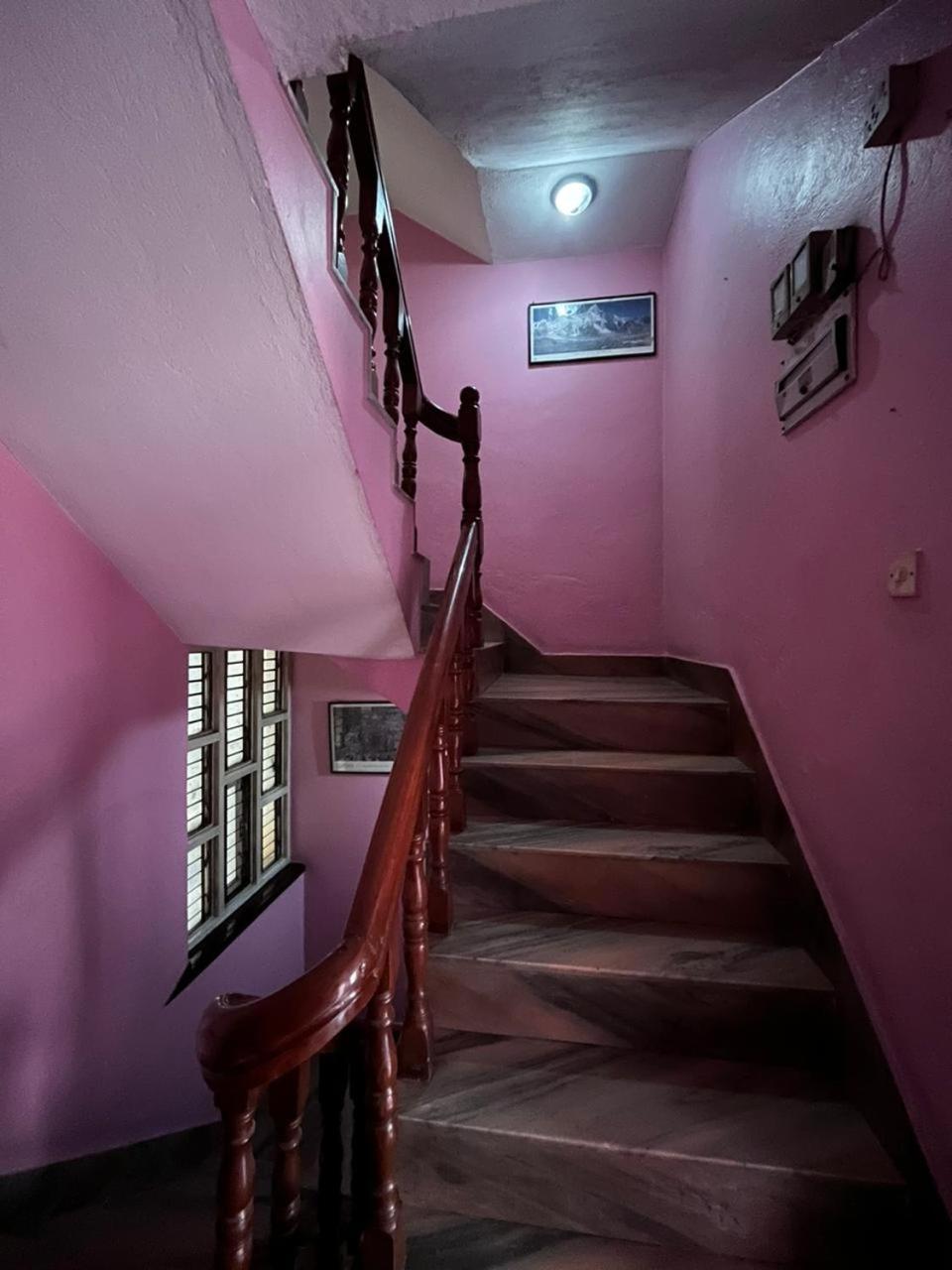 Hotel Sweet Dreams Thamel Катманду Экстерьер фото