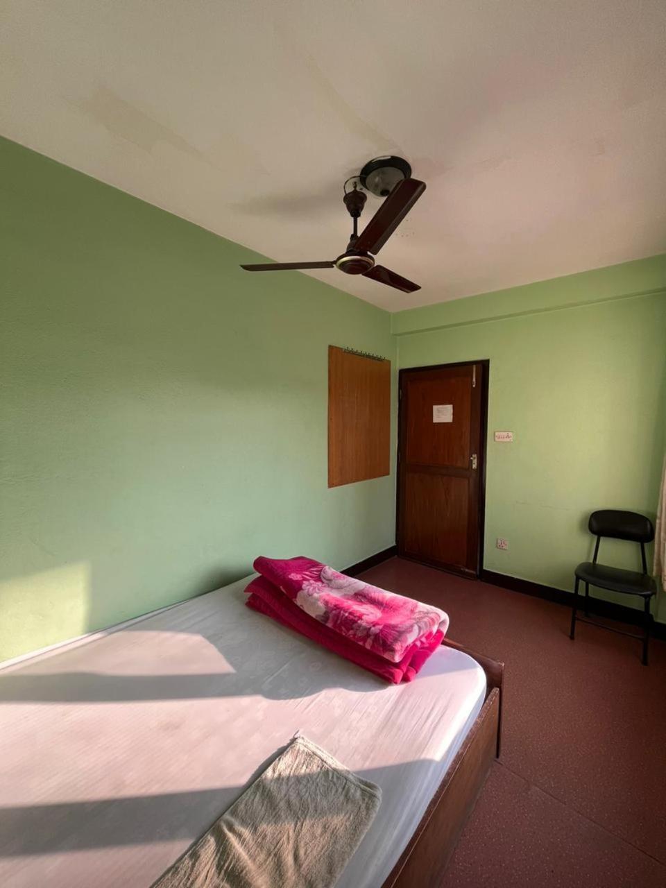 Hotel Sweet Dreams Thamel Катманду Экстерьер фото